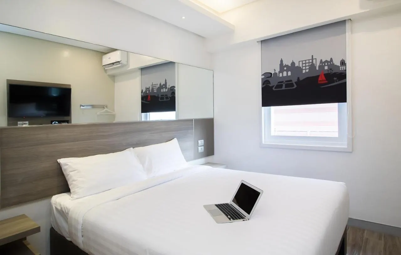 Hotel Red Planet Bgc The Fort Taguig