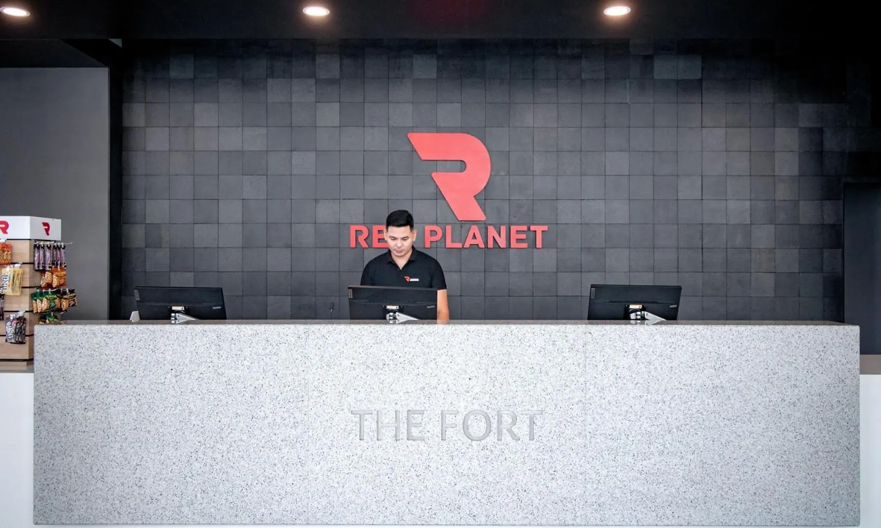 Red Planet Bgc The Fort Taguig