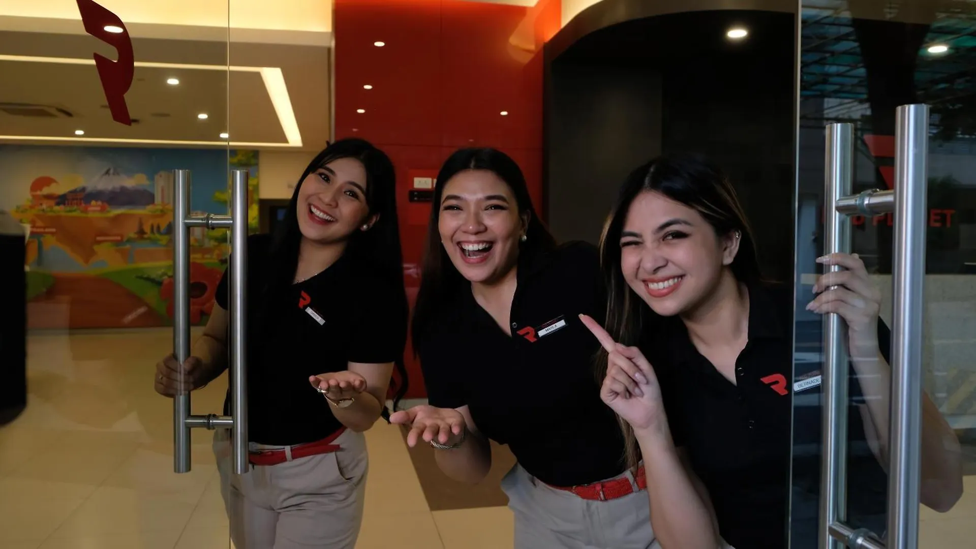 Red Planet Bgc The Fort Taguig Hotel